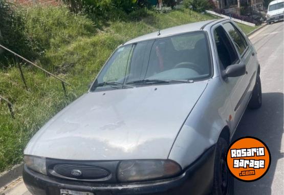 Autos - Ford fiesta 1998 Nafta 111111Km - En Venta