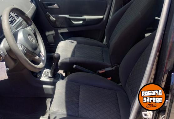 Autos - Volkswagen Fox 2015 Nafta 145000Km - En Venta