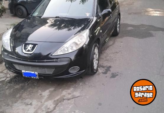 Autos - Peugeot 207 2009 Nafta 199999Km - En Venta