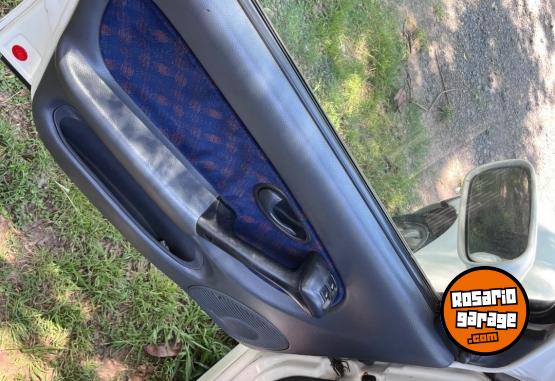 Autos - Fiat siena 1998 GNC 248000Km - En Venta