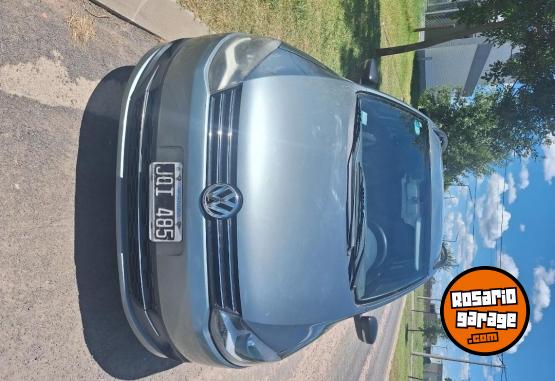 Autos - Volkswagen suran I-Motion 2011 GNC 156000Km - En Venta