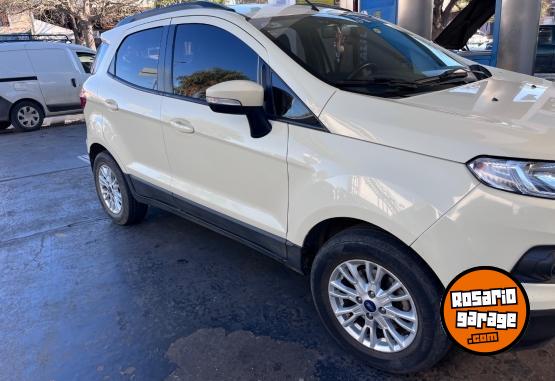 Autos - Ford Ecosport 2015 GNC 135000Km - En Venta