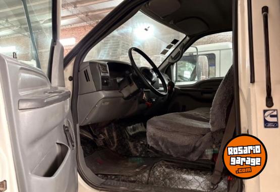 Camiones y Gr�as - Ford 1400 - En Venta