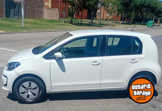 Autos - Volkswagen UP full. 2015 Nafta 83000Km - En Venta