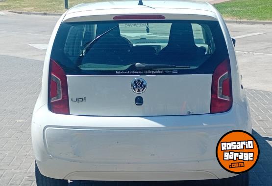 Autos - Volkswagen UP full. 2015 Nafta 83000Km - En Venta