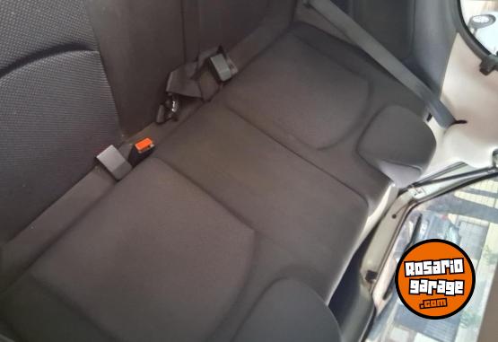 Autos - Peugeot 207 xt 2009 Nafta 135000Km - En Venta