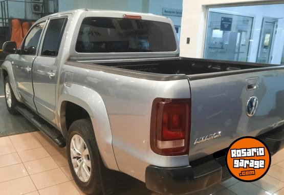 Camionetas - Volkswagen AMAROK 2.0 COMFORTLINE 2022 Diesel 124000Km - En Venta