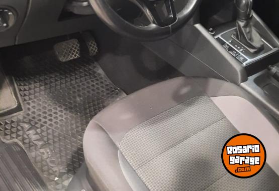 Camionetas - Volkswagen AMAROK 2.0 COMFORTLINE 2022 Diesel 124000Km - En Venta