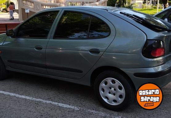 Autos - Renault Megane 1998 Nafta 250000Km - En Venta
