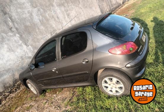 Autos - Peugeot 206 2009 Nafta 170000Km - En Venta