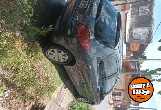 Autos - Peugeot 206 2009 Nafta 170000Km - En Venta