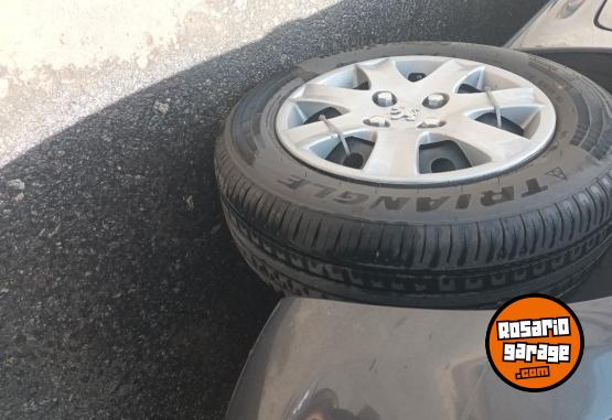 Autos - Peugeot 206 2009 Nafta 170000Km - En Venta