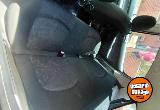 Autos - Peugeot 206 2009 Nafta 170000Km - En Venta