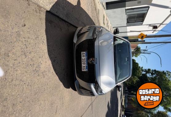 Autos - Peugeot 208 T200 allure pack 2025 Nafta 9429Km - En Venta