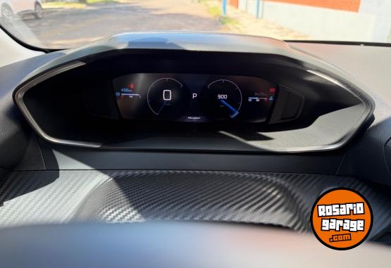 Autos - Peugeot 208 T200 allure pack 2025 Nafta 9429Km - En Venta