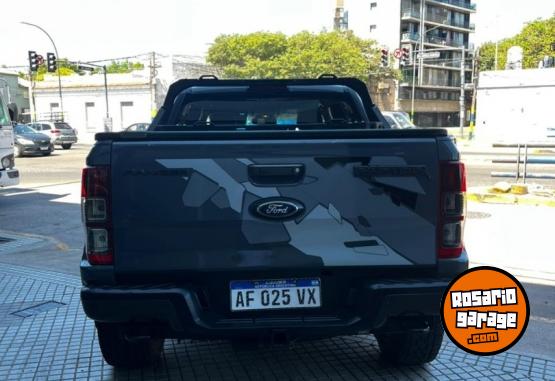 Camionetas - Ford Ranger Raptor 2021 Diesel 128000Km - En Venta