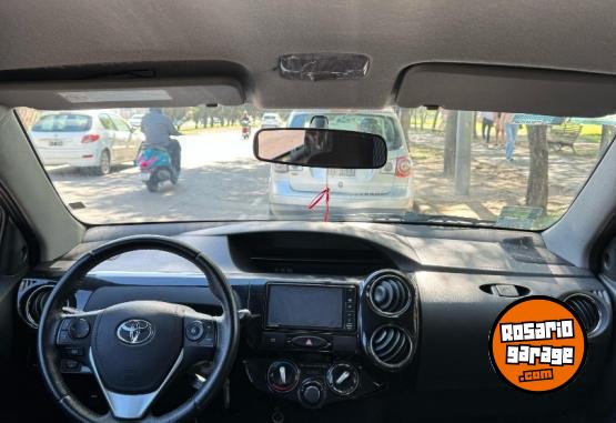 Autos - Toyota Etios 2016 Nafta 60000Km - En Venta