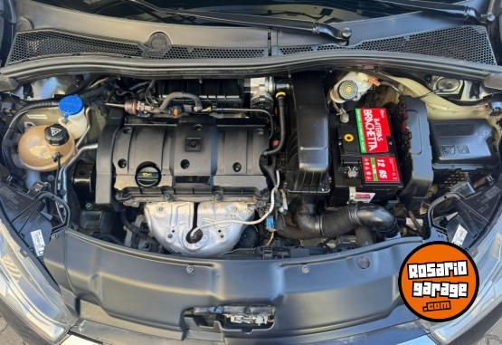 Autos - Peugeot 208 2017 Nafta 137000Km - En Venta