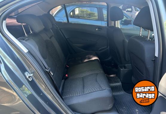 Autos - Peugeot 408 allure 2011 Nafta 110000Km - En Venta