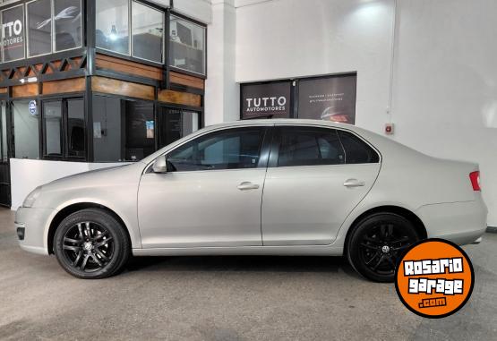 Autos - Volkswagen Vento advance 2010 Diesel 236000Km - En Venta