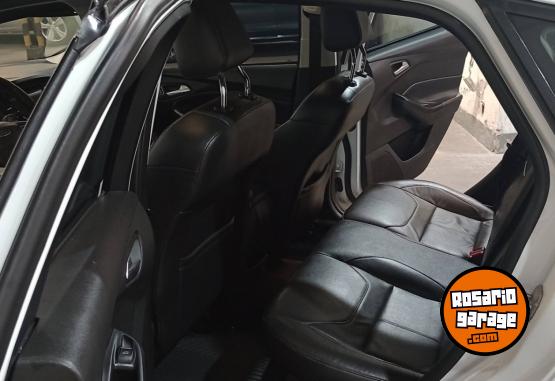 Autos - Ford FOCUS 4P SE PLUS AT 2019 Nafta 139245Km - En Venta