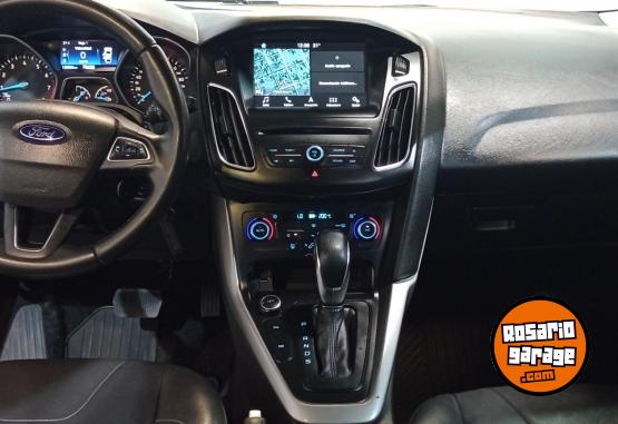 Autos - Ford FOCUS 4P SE PLUS AT 2019 Nafta 139245Km - En Venta