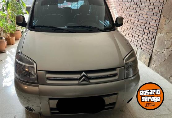 Utilitarios - Citroen Berlingo Multispace 2012 Nafta 152000Km - En Venta