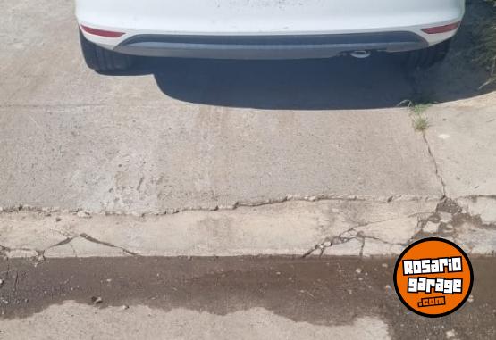 Autos - Volkswagen Suran 2016 Nafta 163536Km - En Venta