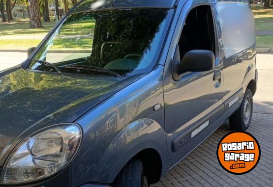 Utilitarios - Renault KANGOO PH3 CONFORT 1.6 2017 GNC 186700Km - En Venta