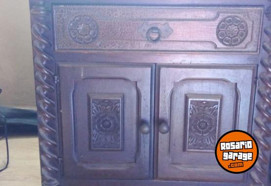 Hogar - Juego de c�moda y dos mesas de luz - En Venta