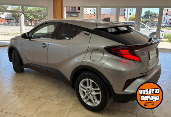 Autos - Toyota C-HR 2020 Electrico / Hibrido 102000Km - En Venta