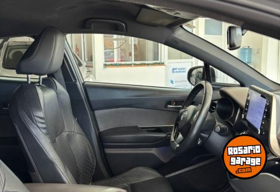 Autos - Toyota C-HR 2020 Electrico / Hibrido 102000Km - En Venta