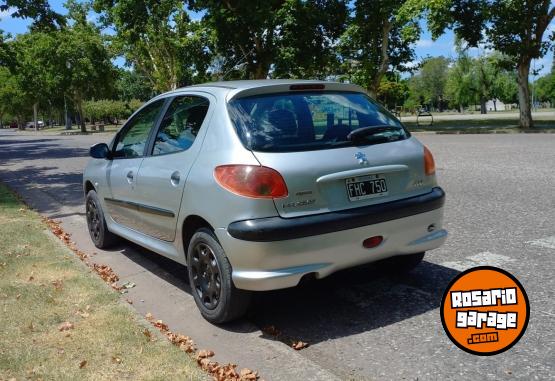 Autos - Peugeot 206 2006 Nafta 160500Km - En Venta