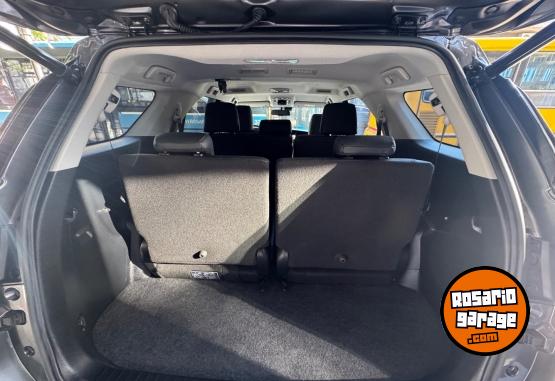 Camionetas - Toyota Sw4 srx at6 2.8 7asientos 2025 Diesel 19300Km - En Venta