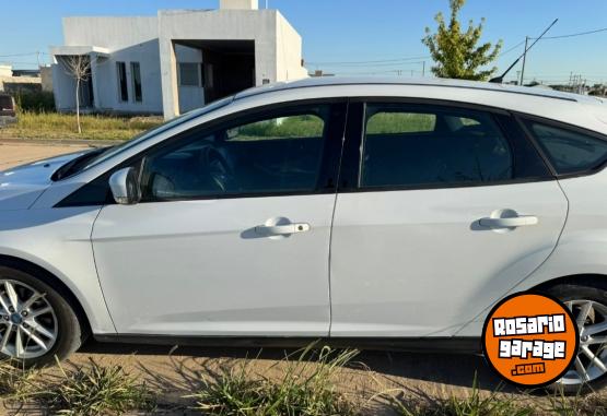 Autos - Ford Focus 2016 Nafta 167000Km - En Venta