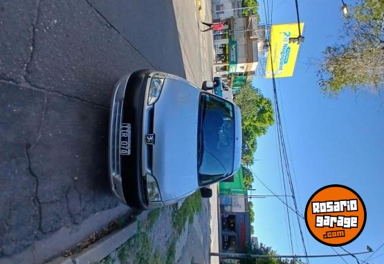 Utilitarios - Peugeot Partner 2009 Diesel 234000Km - En Venta