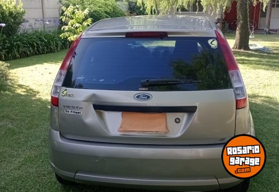 Autos - Ford Fiesta 5p ambiente Mp3 2008 Nafta 195000Km - En Venta