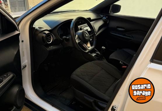 Autos - Nissan Kicks Advance MT 2017 Nafta 128000Km - En Venta