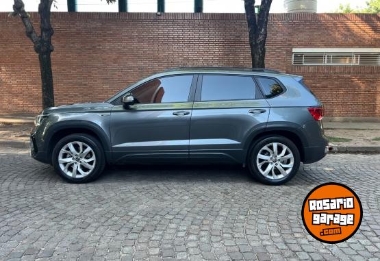 Camionetas - Volkswagen Taos Confortline 2023 Nafta 30000Km - En Venta