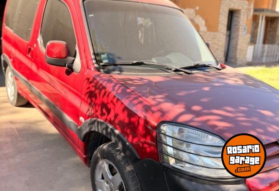 Utilitarios - Peugeot Partner vtc plus 2017 Diesel 110000Km - En Venta