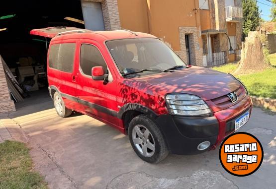 Utilitarios - Peugeot Partner vtc plus 2017 Diesel 110000Km - En Venta