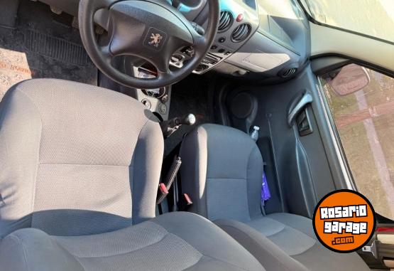 Utilitarios - Peugeot Partner vtc plus 2017 Diesel 110000Km - En Venta