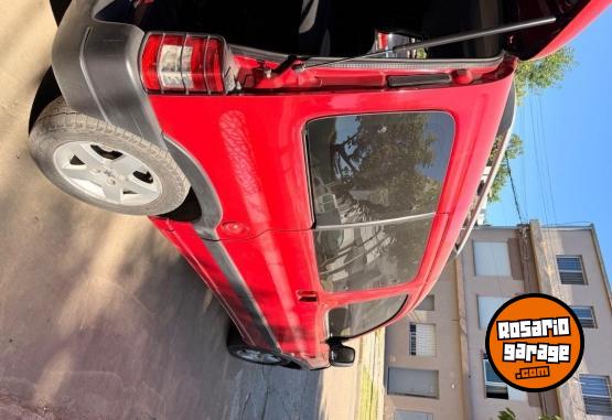 Utilitarios - Peugeot Partner vtc plus 2017 Diesel 110000Km - En Venta