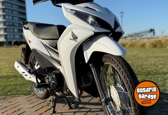 Motos - Honda Wave 2024 Nafta 5300Km - En Venta