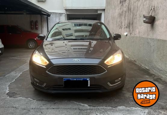 Autos - Ford Focus SE Plus 5 ptas 2018 Nafta 103000Km - En Venta