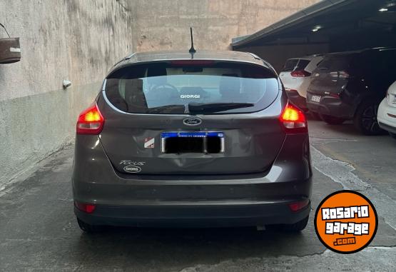 Autos - Ford Focus SE Plus 5 ptas 2018 Nafta 103000Km - En Venta
