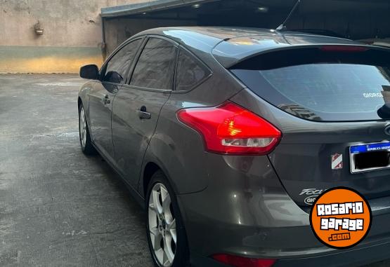 Autos - Ford Focus SE Plus 5 ptas 2018 Nafta 103000Km - En Venta
