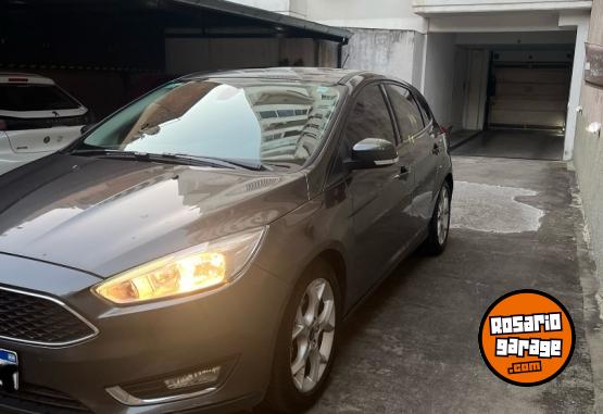 Autos - Ford Focus SE Plus 5 ptas 2018 Nafta 103000Km - En Venta