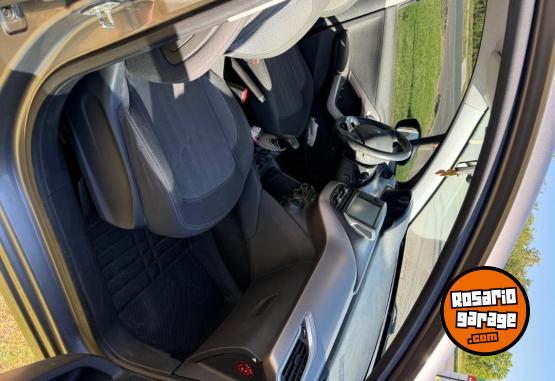 Autos - Peugeot 208 2017 Nafta 113000Km - En Venta