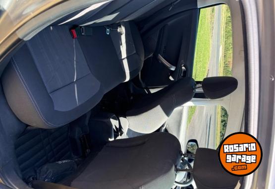 Autos - Peugeot 208 2017 Nafta 113000Km - En Venta